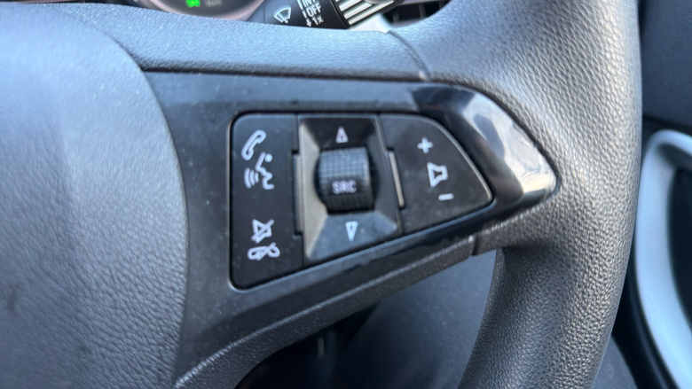 Vauxhall Astra 1.4i 16V Design 5dr Petrol Hatchback